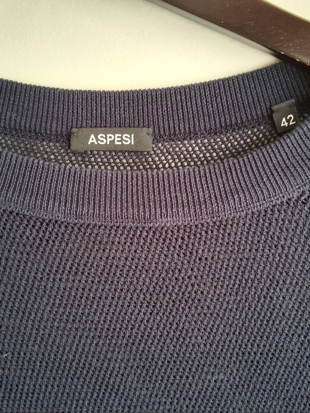 Aspesi 70% Silk 30% Cotton Mesh Sweater Tee EUC Size 42 Fits US 10 - Picture 3 of 6